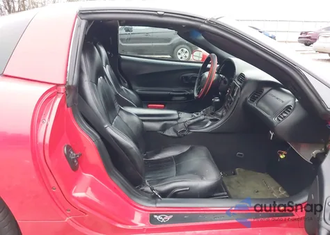 2003 Chevrolet Corvette z USA, uszkodzony, nr VIN 1G1YY22G435126377